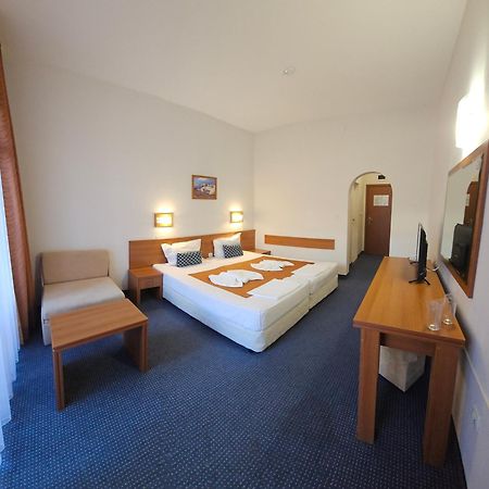 Hotel Liani 阳光海滩 外观 照片