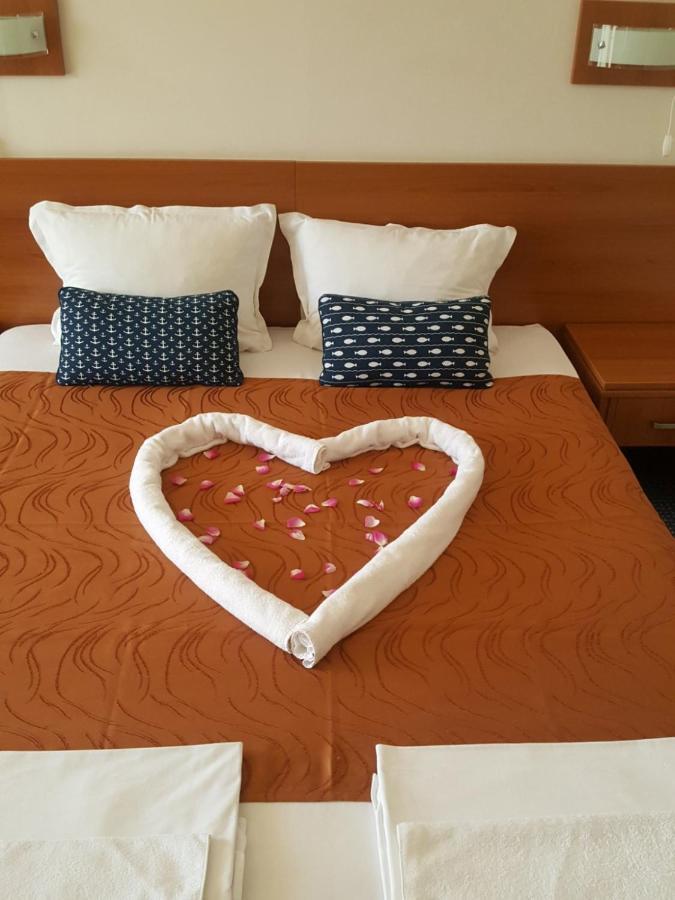Hotel Liani 阳光海滩 外观 照片